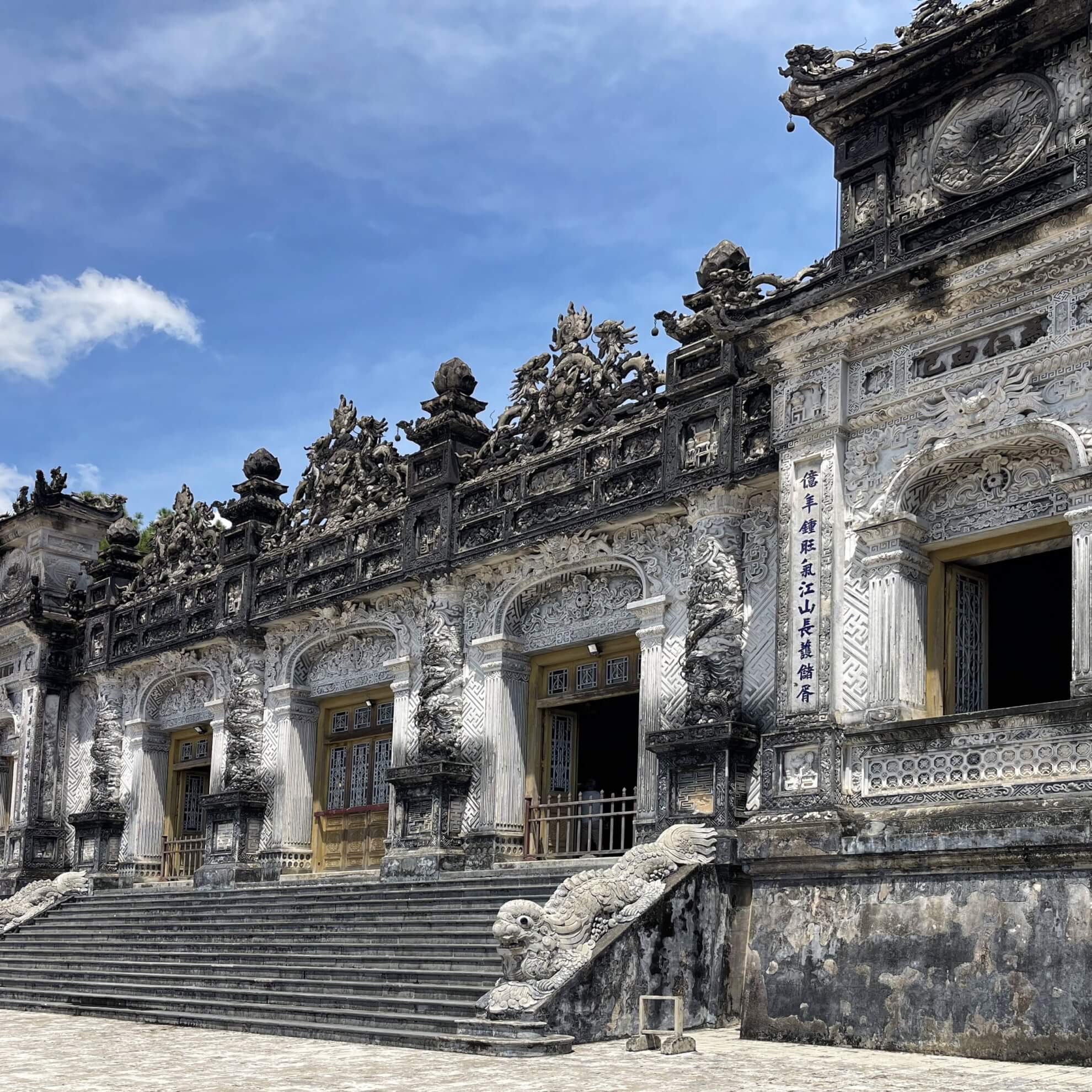Day 11: Hue Imperial City Tour